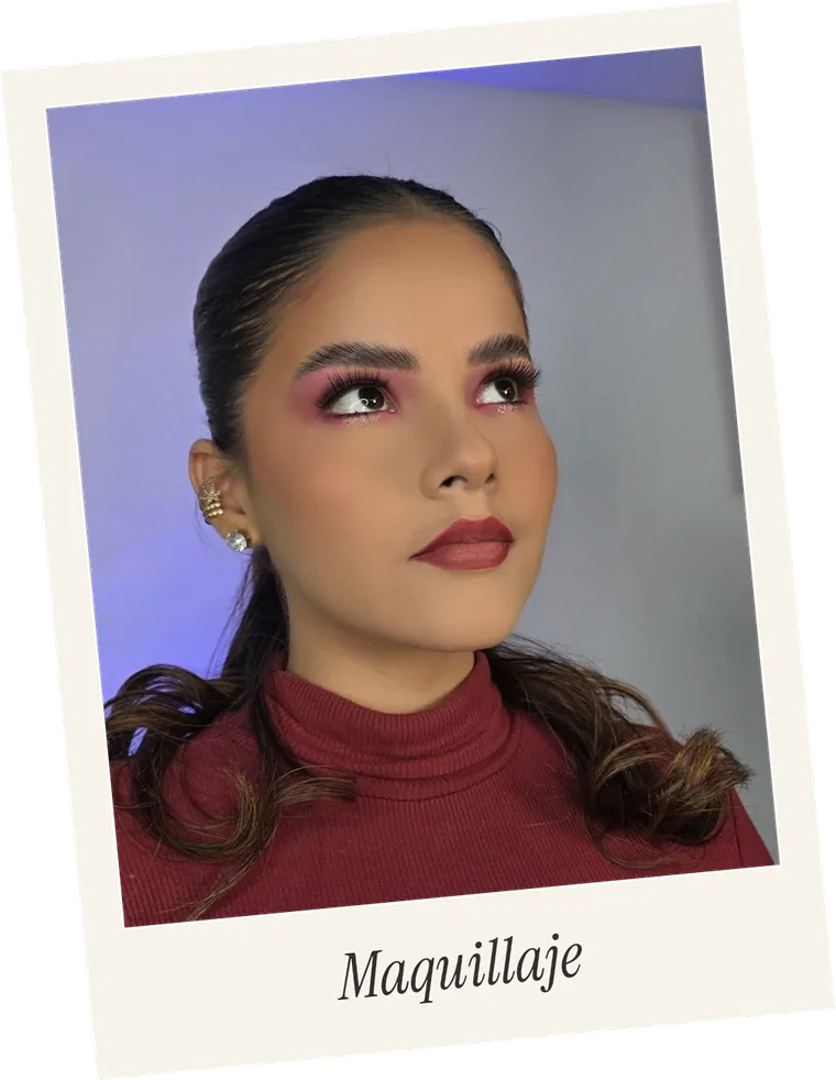 Maquillaje profesional visto de perfil